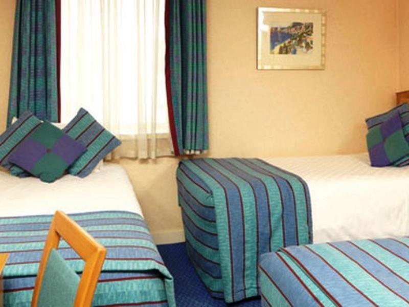 Hotel Thistle London Heathrow Terminal 5 3*
